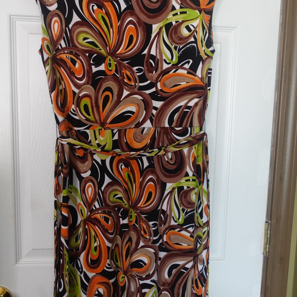 Glamour V-Neck Sleeveless Dress Size 6 - Picture 9 of 9